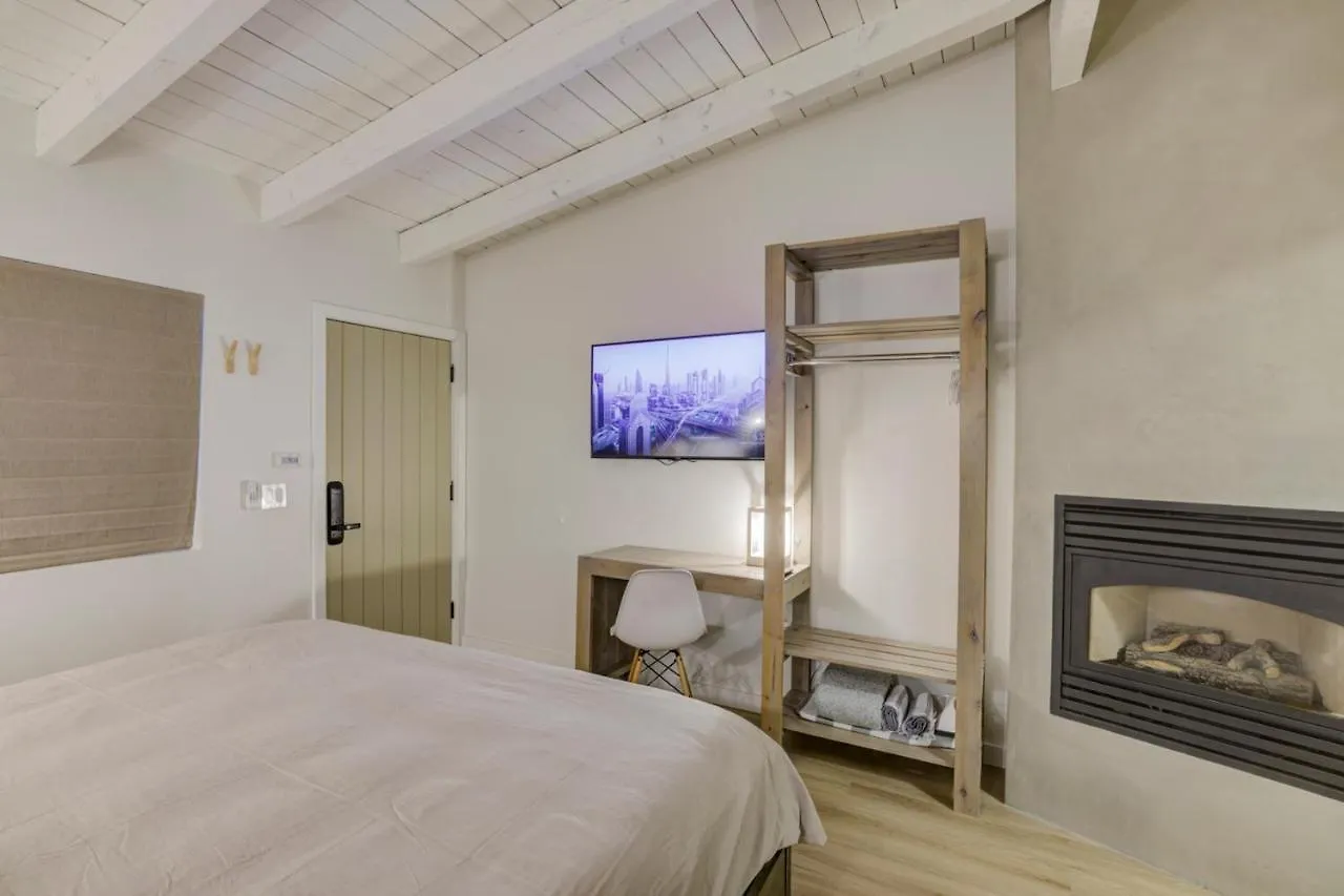 South Lake Chalet-Boutique Suite-Minutes To Heavenly & Lake Tahoe South Lake Tahoe Apartment