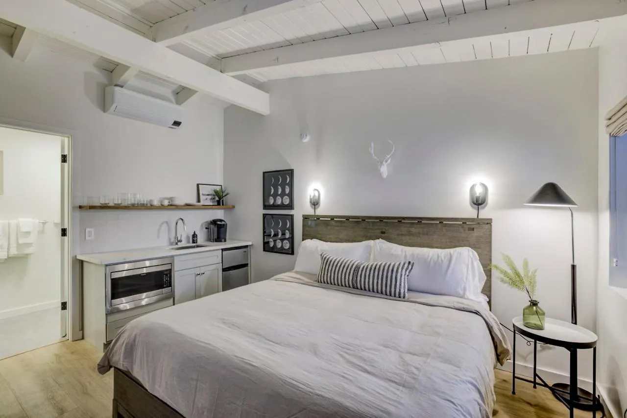 South Lake Chalet-Boutique Suite-Minutes To Heavenly & Lake Tahoe South Lake Tahoe