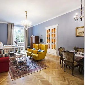  Apartment Engel Ungarn