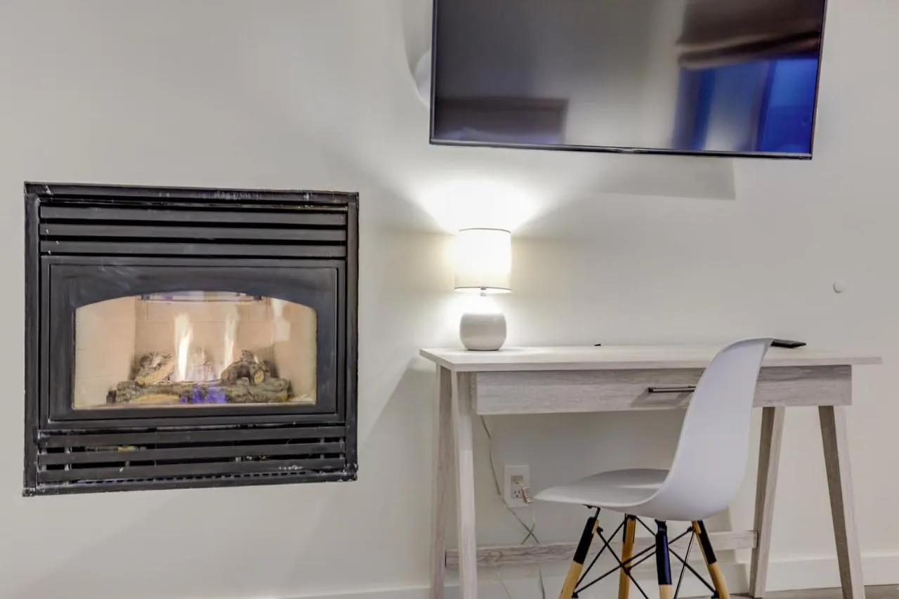 South Lake Chalet-Boutique Suite-Minutes To Heavenly & Lake Tahoe South Lake Tahoe 0*,