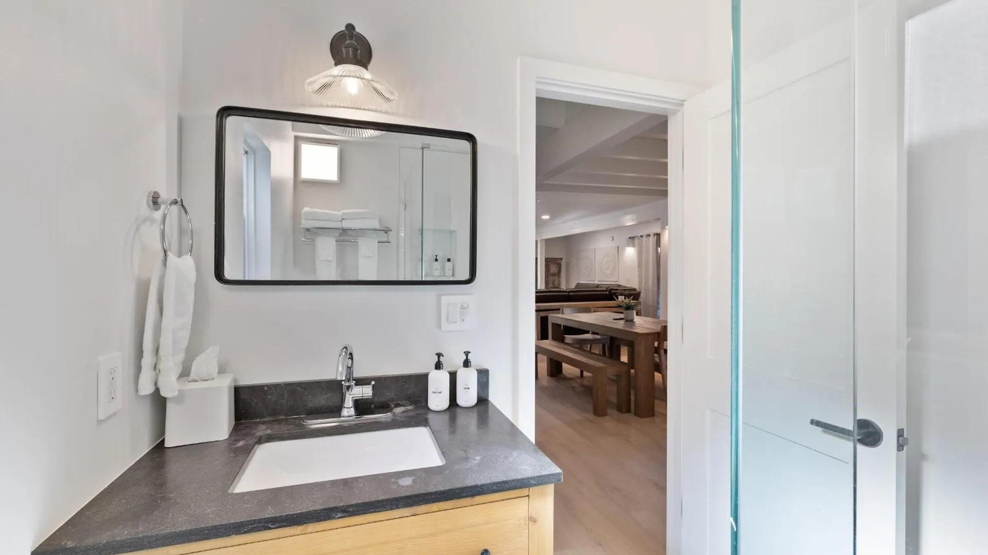 South Lake Chalet-Boutique Suite-Minutes To Heavenly & Lake Tahoe South Lake Tahoe Amerikai Egyesült Államok